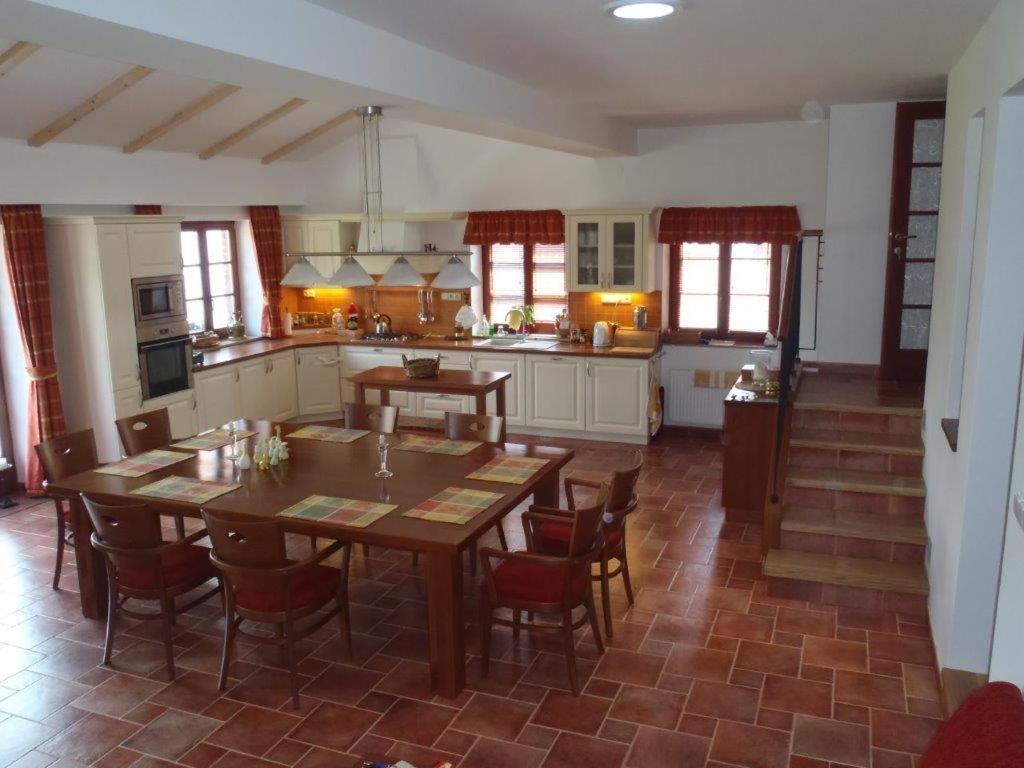 Apartmanovy Dum Bobruvka Luaran gambar
